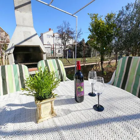 Apartment Kosor Kastela